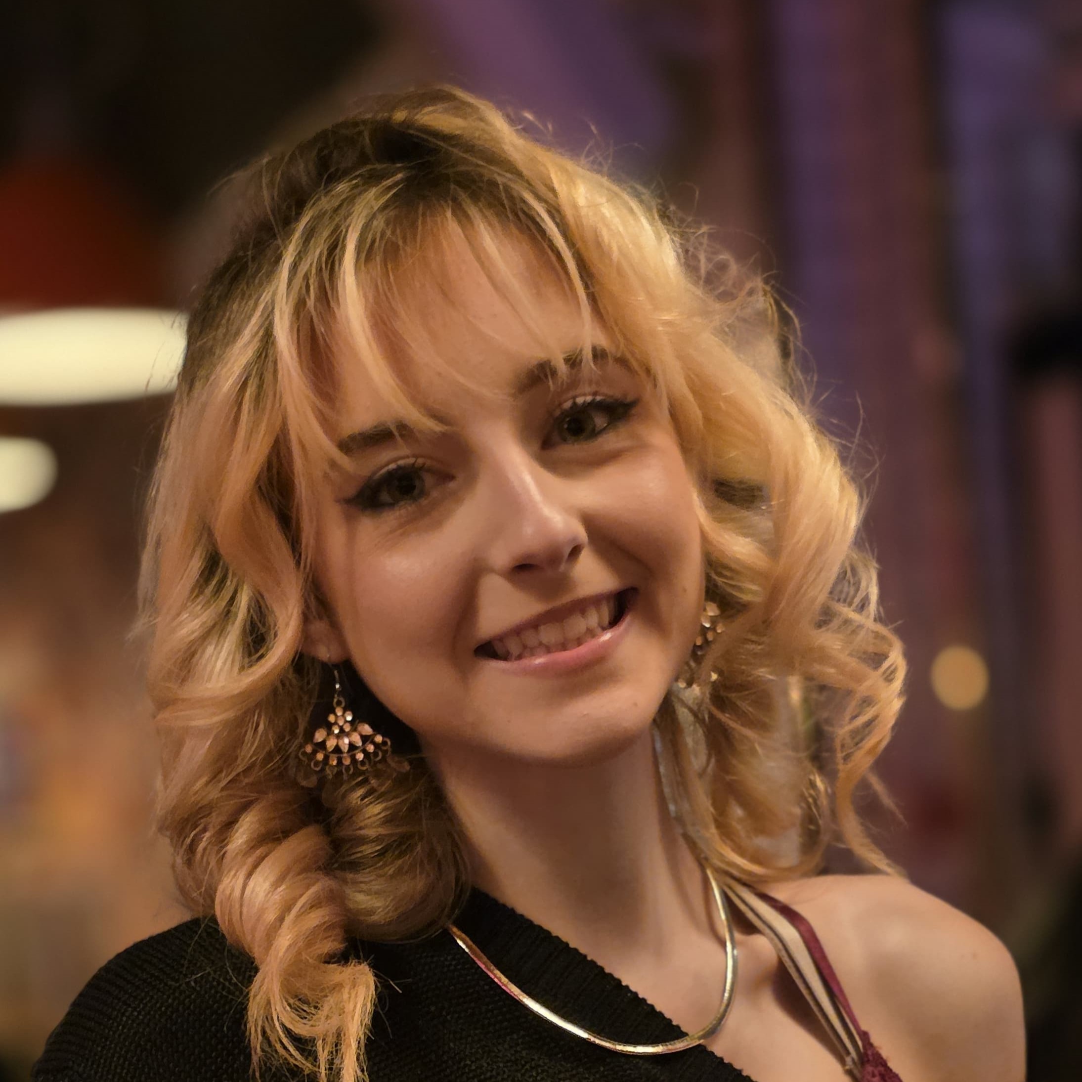 Eva Hallows